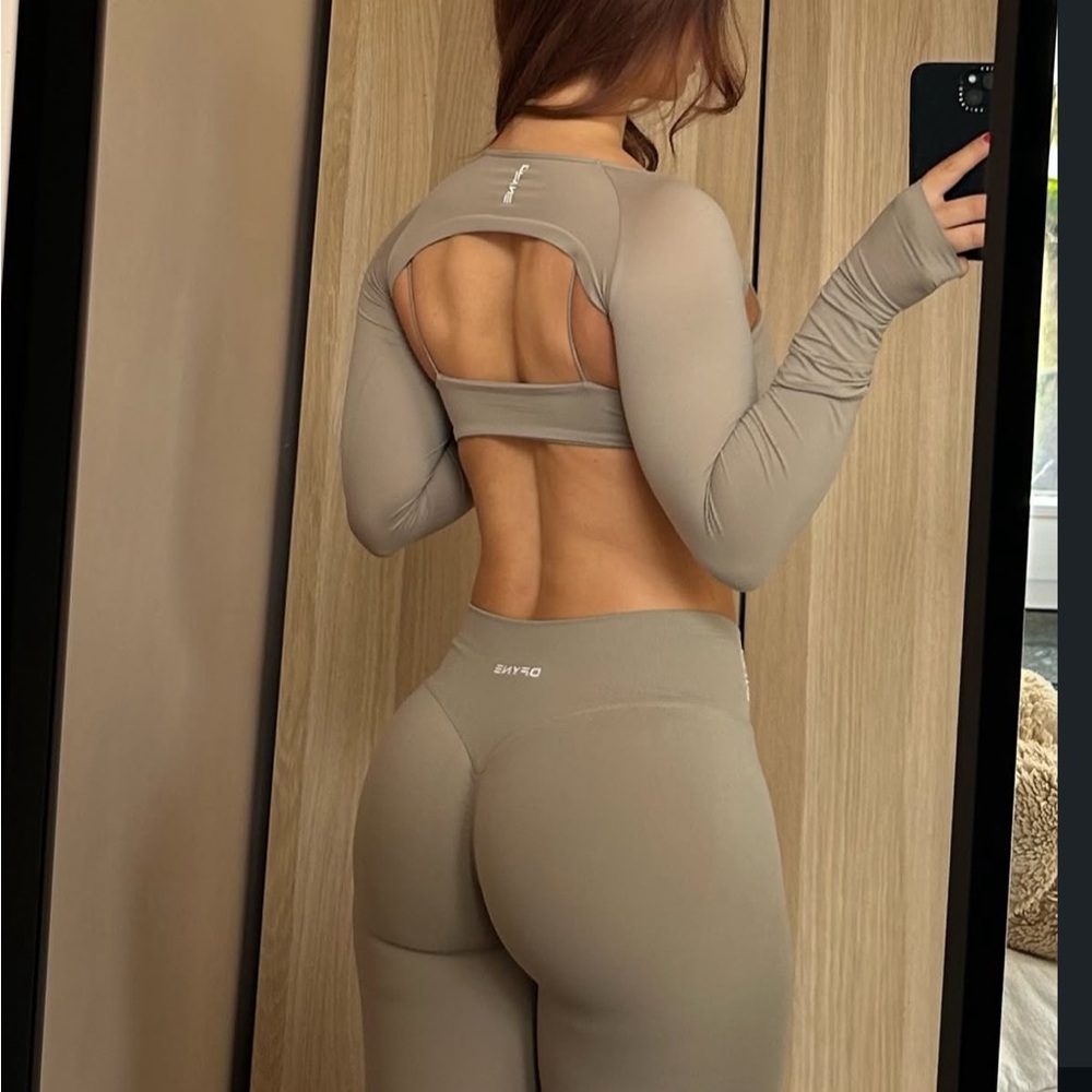 Defy Leggings - Latte